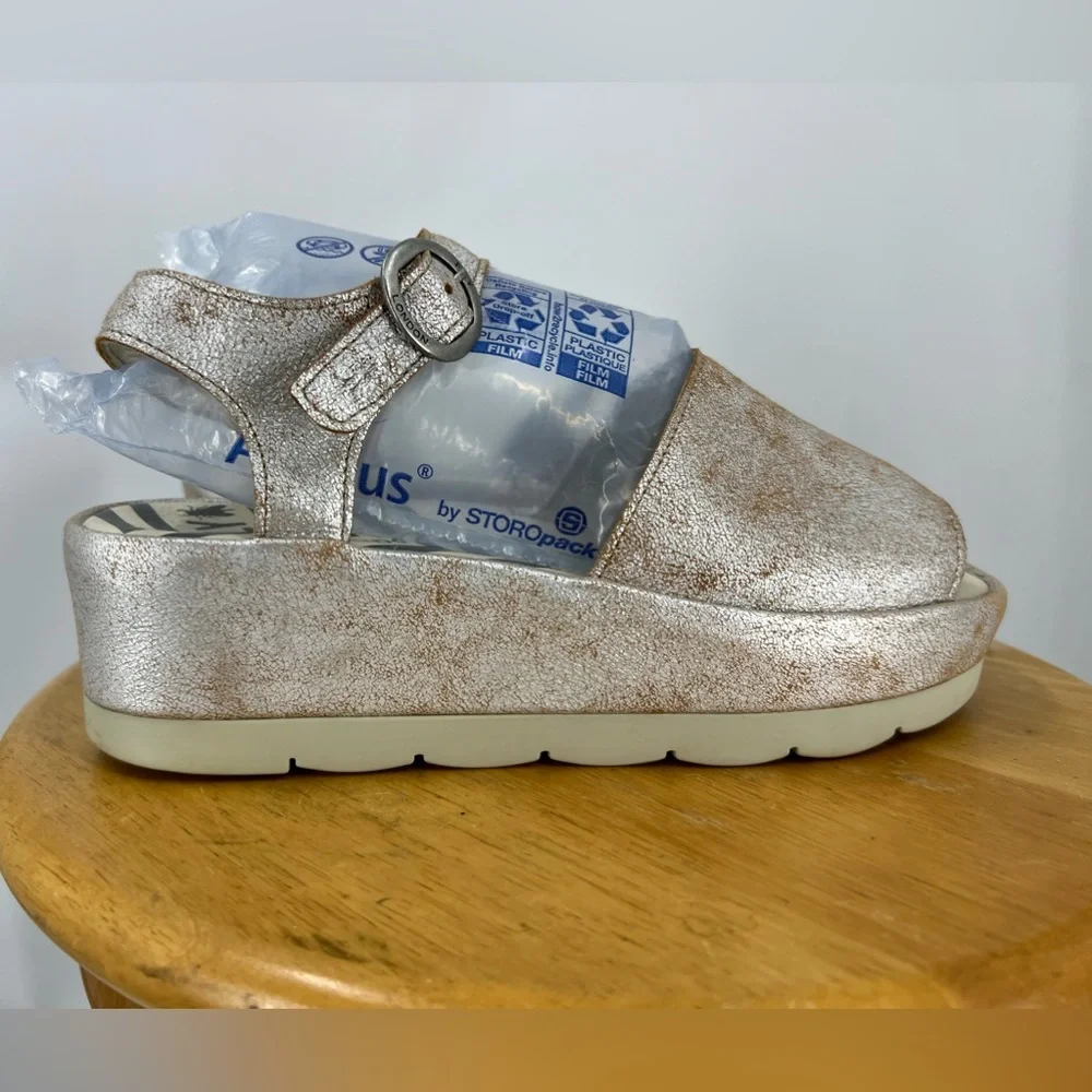 FLY London Bano Platform Wedges Leather Pearl Ankle Strap Buckle 41/9-9.5